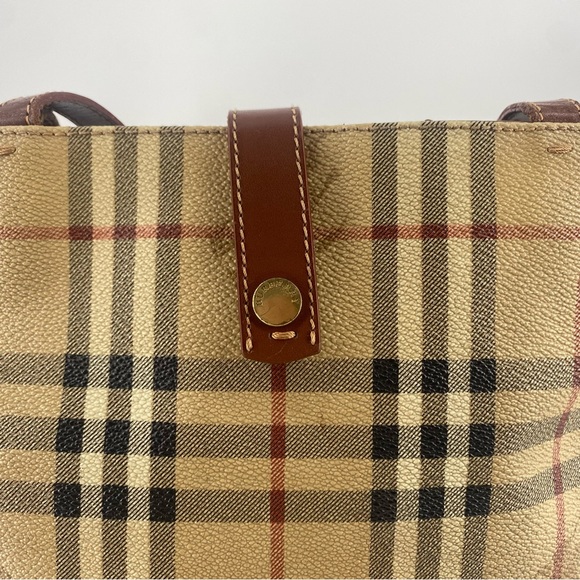 BURBERRY Nova Check Tote Bag Leather - Picture 9 of 13